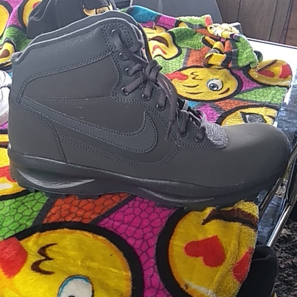 Grey Nike boots